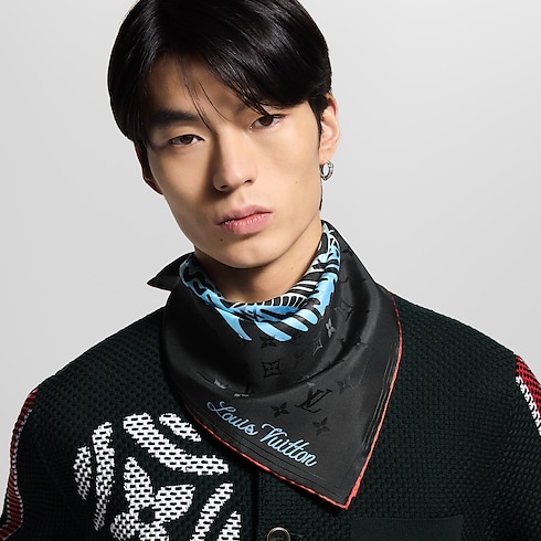 S00 Accessories Silk and Bandanas LV City Stamp Bandana | Louis Vuitton ® (Product zoom)