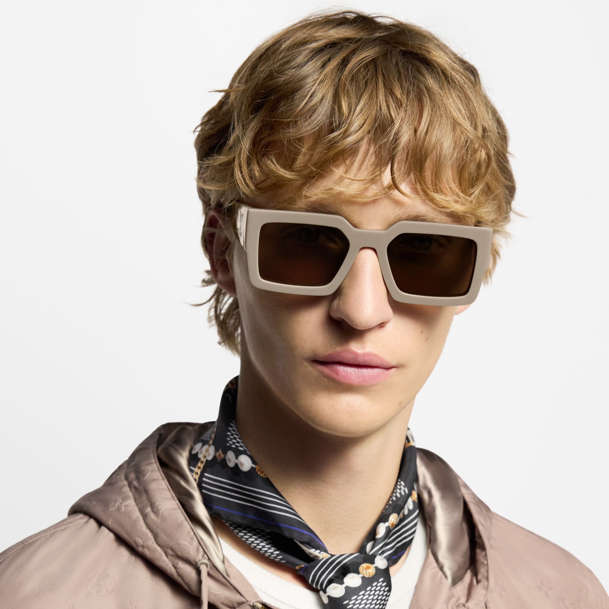 S00 Accessories Sunglasses LV Clash  Square Sunglasses | Louis Vuitton ® (Product zoom)