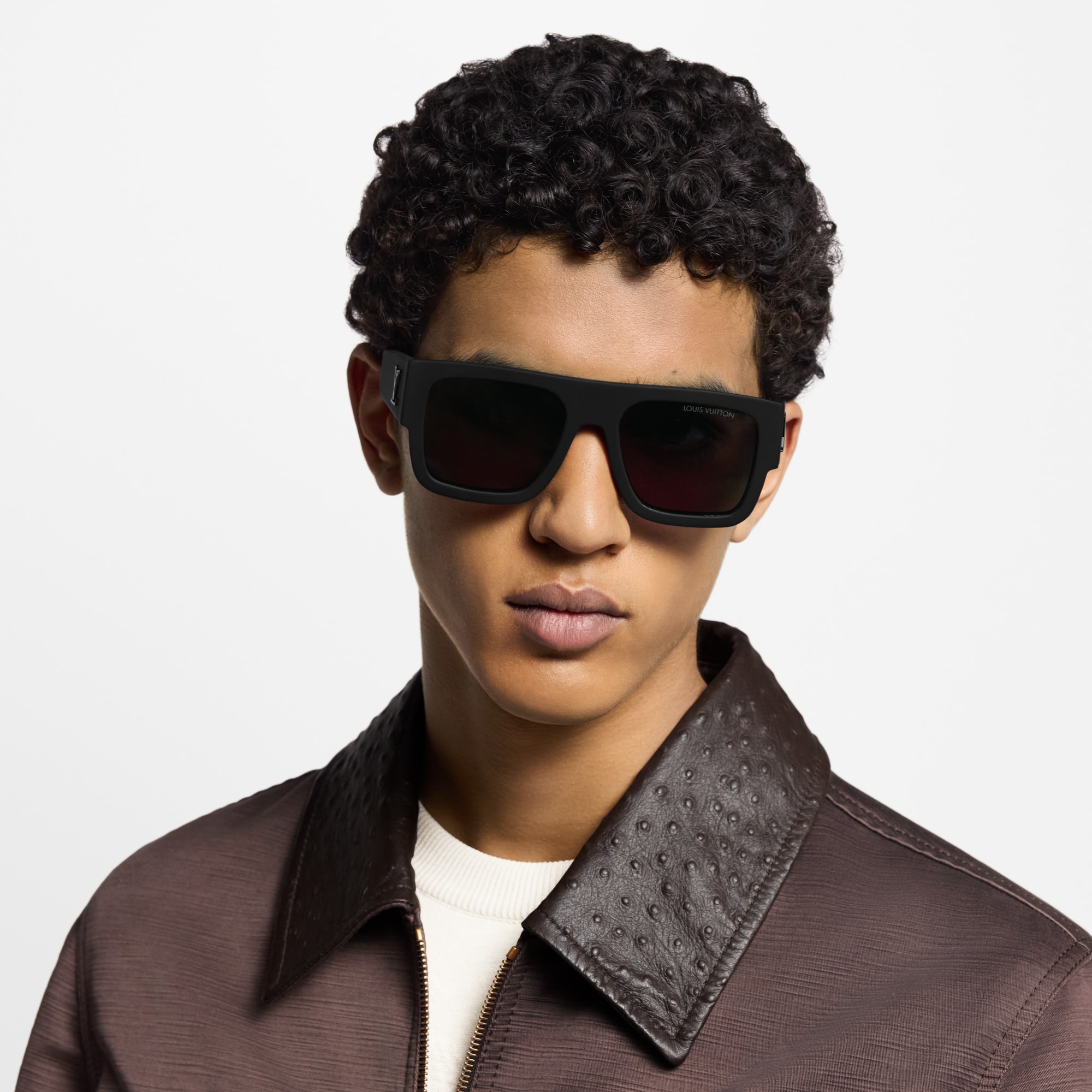 S00 Accessories Sunglasses LV Clash Large Square Sunglasses | Louis Vuitton ® (Product zoom)