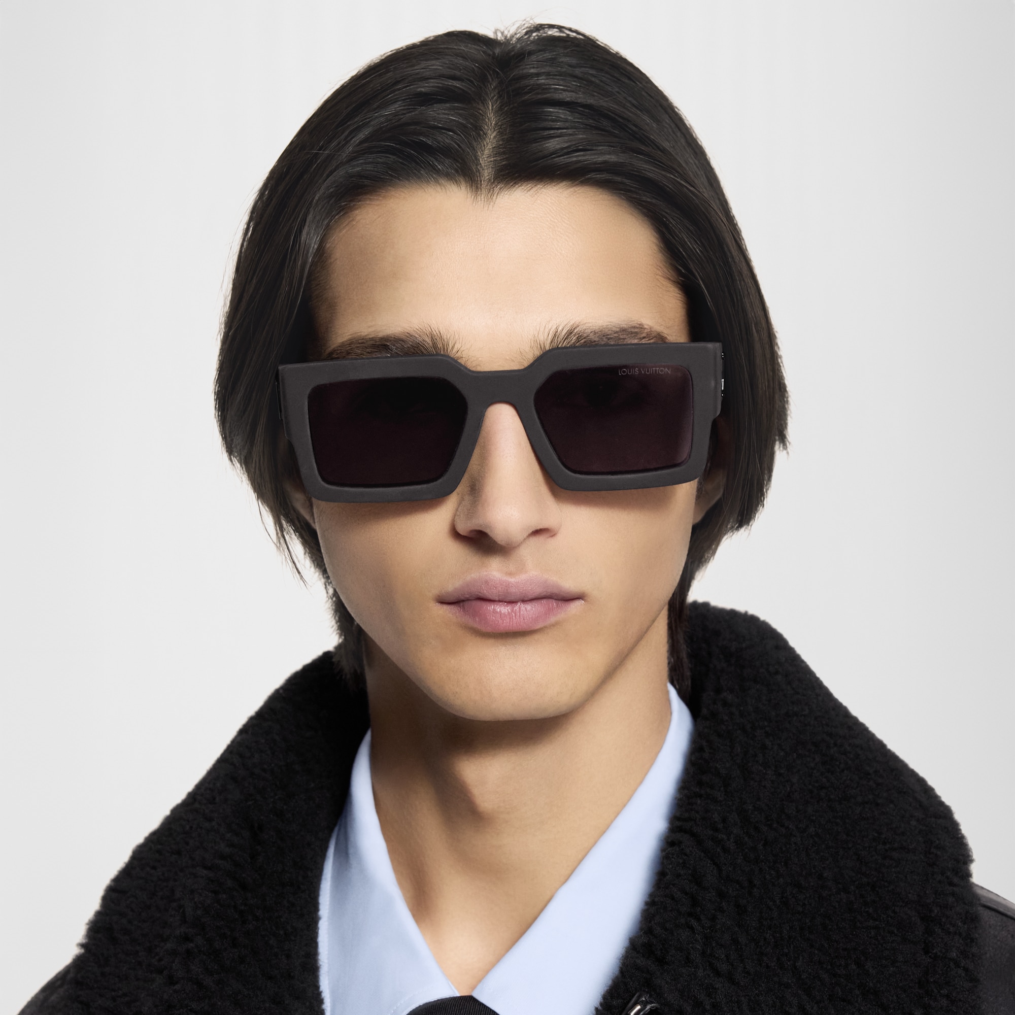 S00 Accessories Sunglasses LV Clash Square Sunglasses | Louis Vuitton ® (Product zoom)