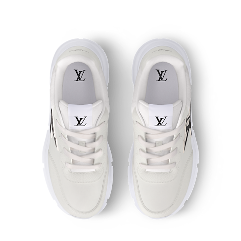 Shoes Sneakers LV Classic Sneaker | Louis Vuitton ® (Product zoom)