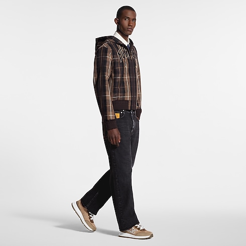 Shoes Sneakers LV Classic Sneaker | Louis Vuitton ® (Product zoom)