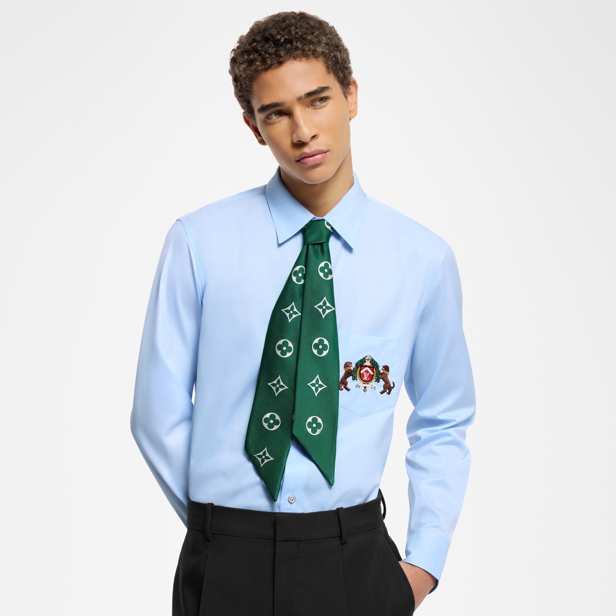 S00 Accessories Ties and Pocket Squares LV Crest Bandeau | Louis Vuitton ® (Product zoom)
