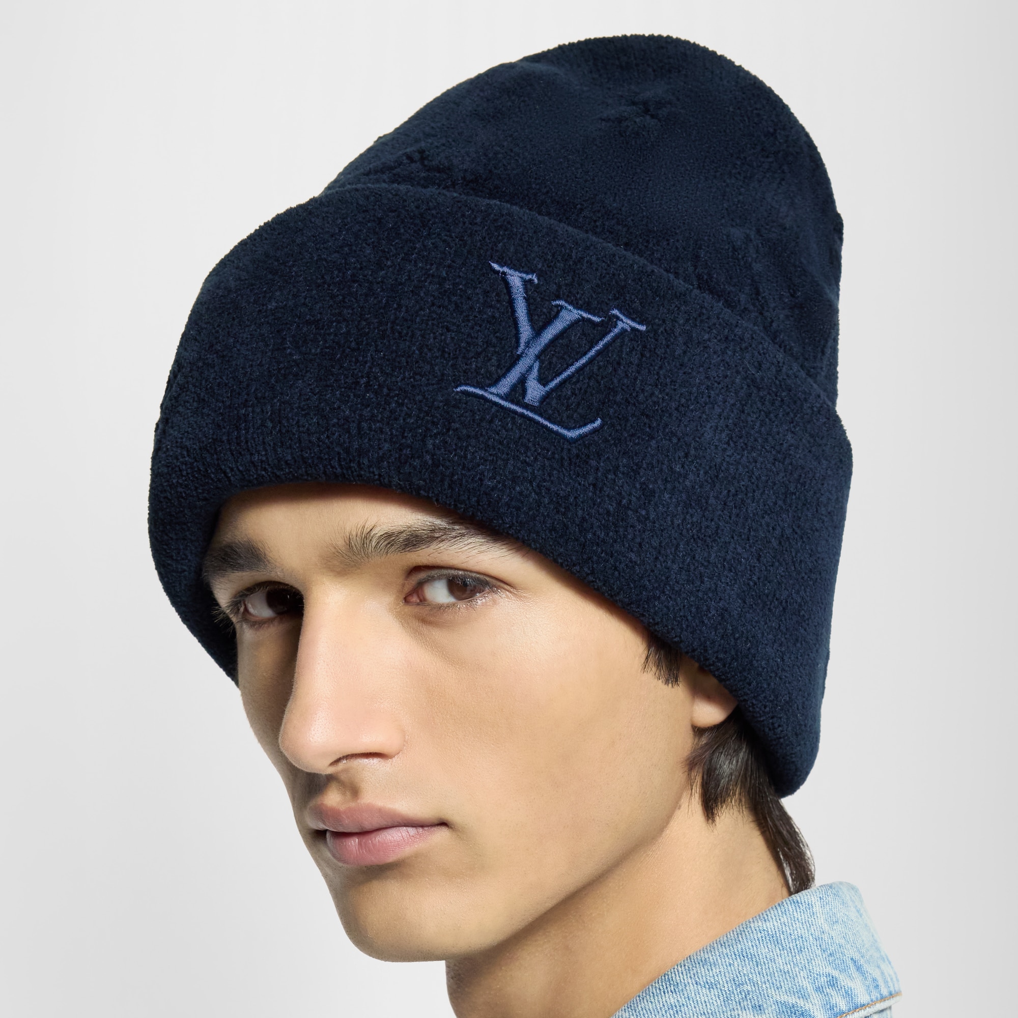 S00 Accessories Hats, Beanies and Gloves LV Crush Monogram Heritage Beanie | Louis Vuitton ® (Product zoom)