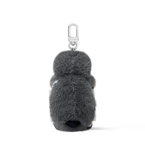 S00 Accessories Key Chains and Bag Charms LV Cute Penguin Bag Charm | Louis Vuitton ® (Product zoom)