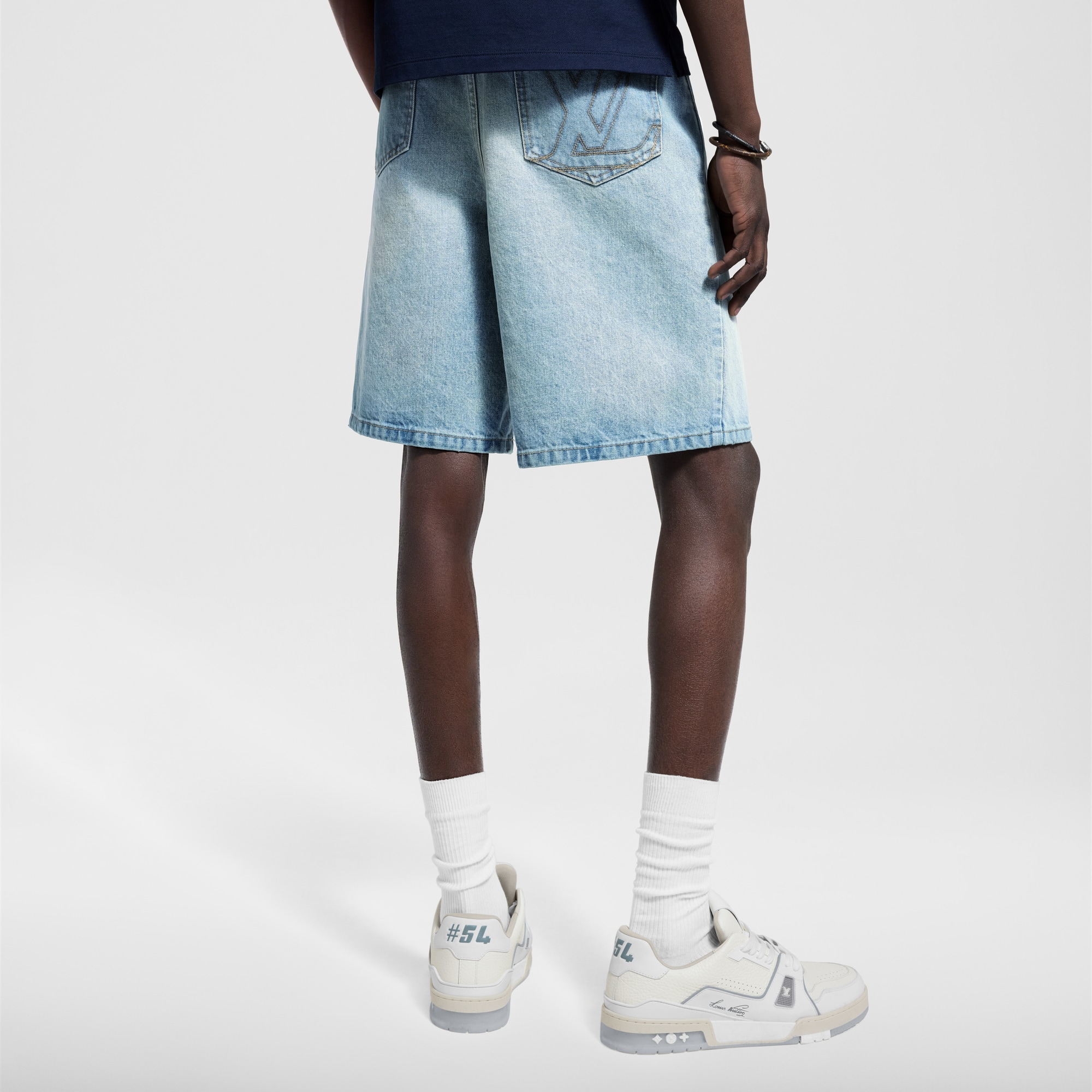  Ready-to-Wear Denim LV Denim Shorts | Louis Vuitton ® (Product zoom)