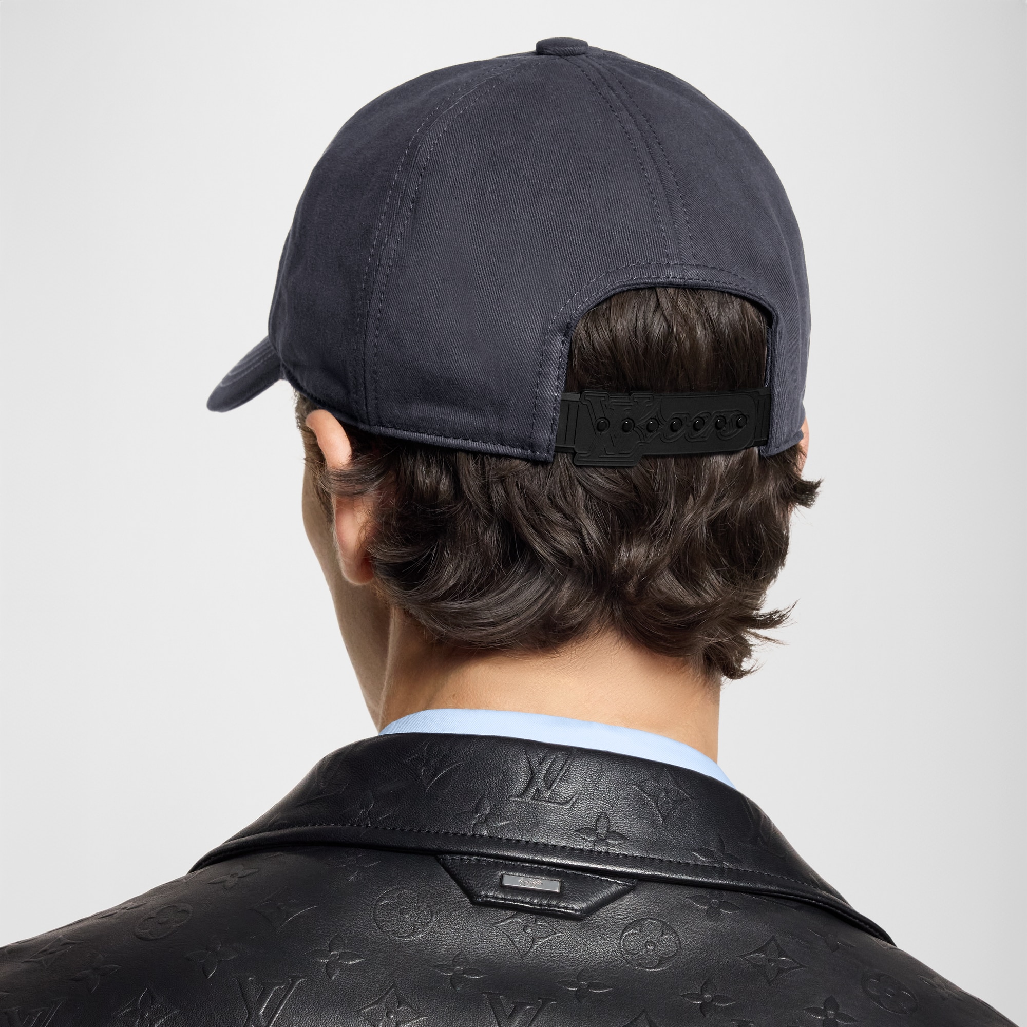 S00 Accessories Hats, Beanies and Gloves LV Denim Washed Cap | Louis Vuitton ® (Product zoom)