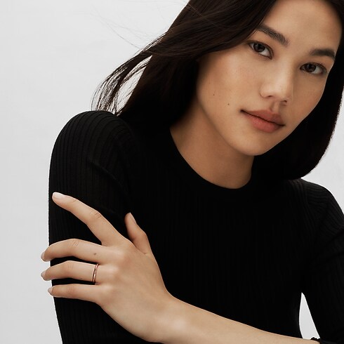 Categories Wedding Bands LV Diamonds 2.5mm Band, Pink Gold | Louis Vuitton ® (Product zoom)