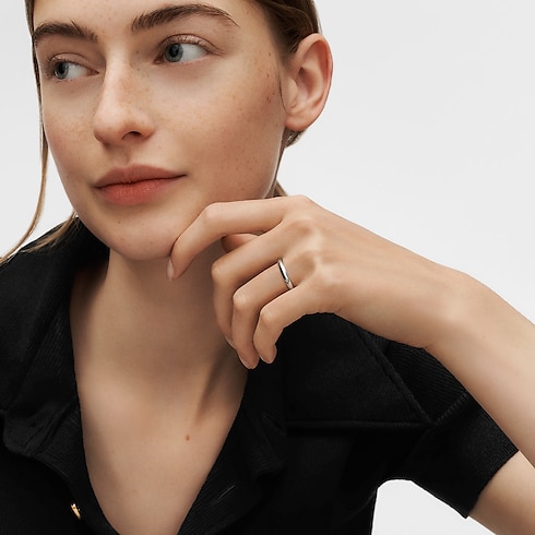 Categories Wedding Bands LV Diamonds 3mm Band, Platinum | Louis Vuitton ® (Product zoom)