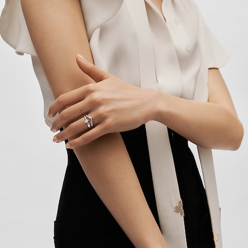 Collections LV Diamonds LV Diamonds Solitaire, LV Monogram Star cut | Louis Vuitton ® (Product zoom)