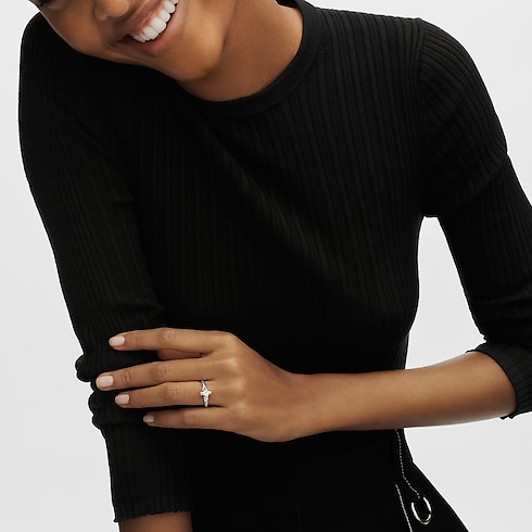 Collections LV Diamonds LV Diamonds Solitaire, LV Monogram Star cut | Louis Vuitton ® (Product zoom)