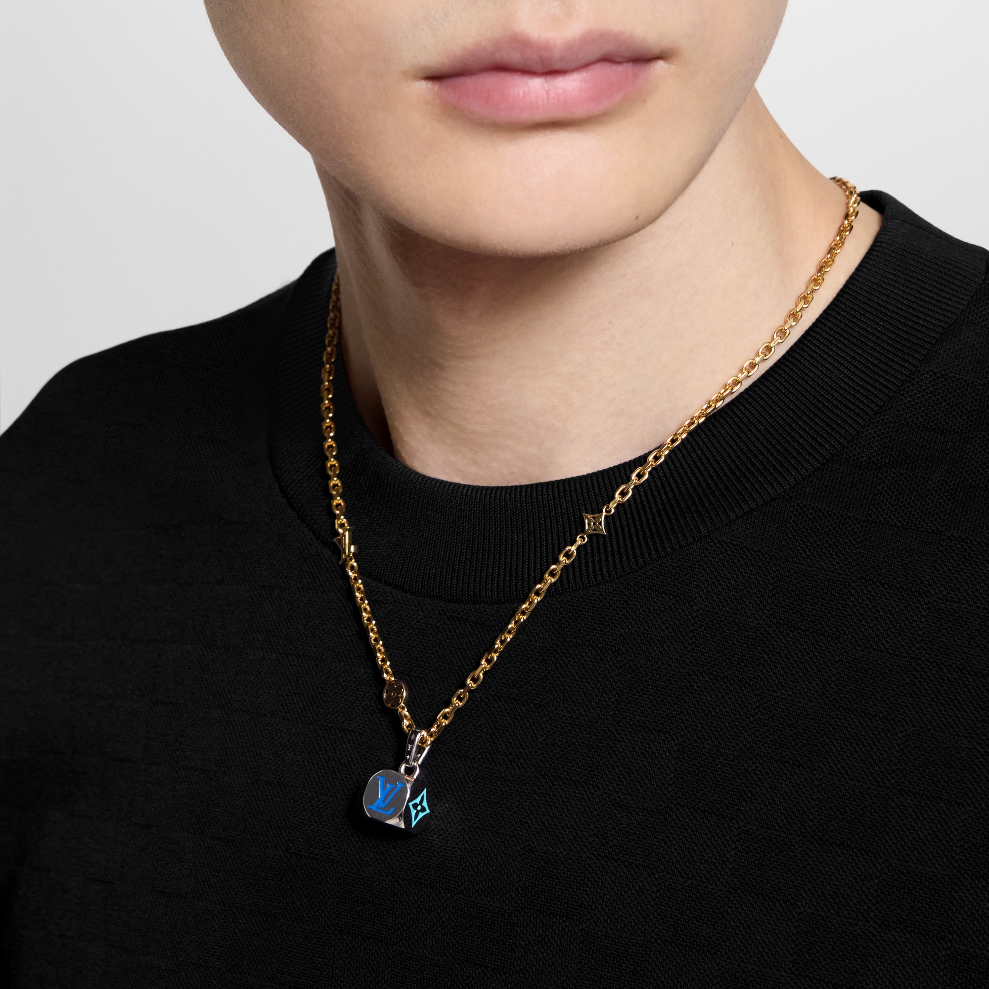 S00 Fashion Jewelry Fashion Jewelry LV Dice Charm | Louis Vuitton ® (Product zoom)