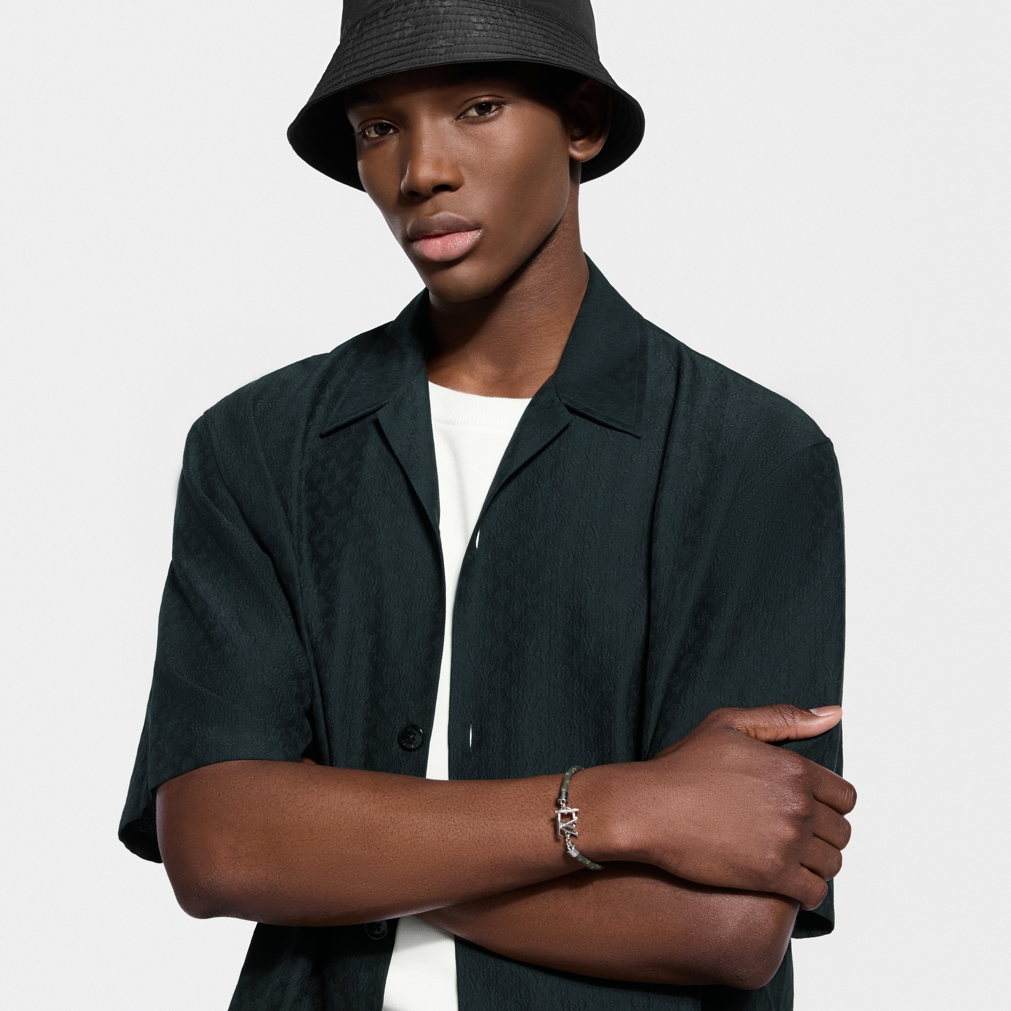 Monogram Blast Bucket Hat S00 - Men - Accessories | LOUIS VUITTON ®