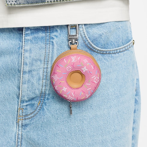 S00 Accessories Key Holders and Bag Charms LV Donut Bag Charm | Louis Vuitton ® (Product zoom)
