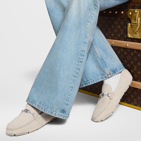 Shoes Loafers and Moccasins LV Driver Moccasin | Louis Vuitton ® (Product zoom)