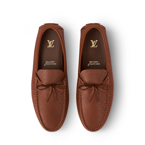Shoes Loafers and Moccasins LV Driver Moccasin | Louis Vuitton ® (Product zoom)