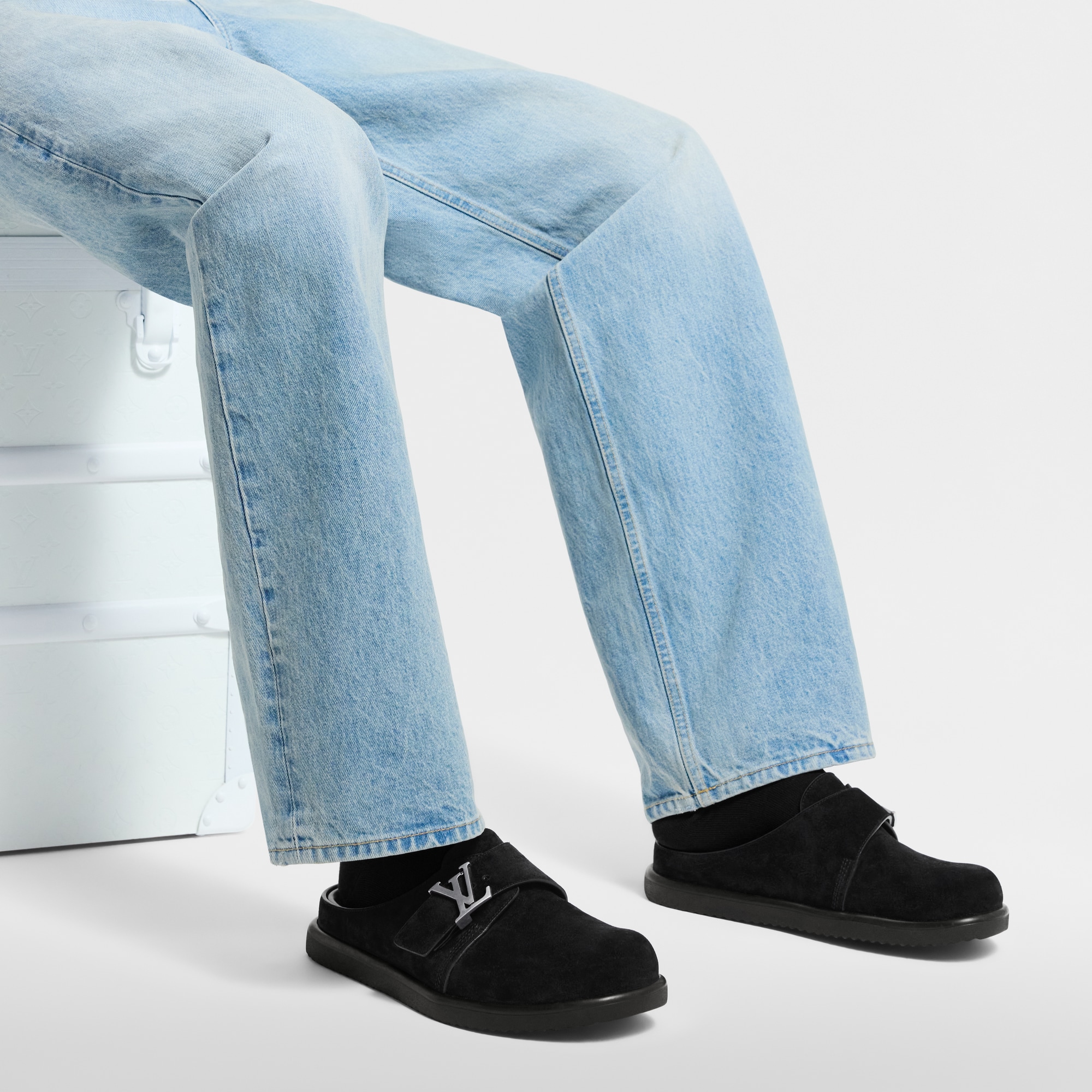  Shoes Sandals LV Easy Mule | Louis Vuitton ® (Product zoom)