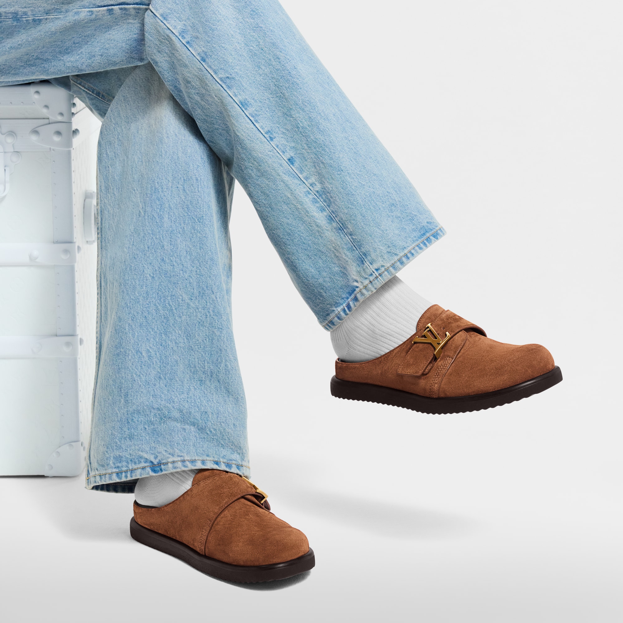  Shoes Sandals LV Easy Mule | Louis Vuitton ® (Product zoom)