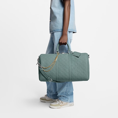 S00 Accessories Key Holders and Bag Charms LV Figaro Chain Belt | Louis Vuitton ® (Product zoom)