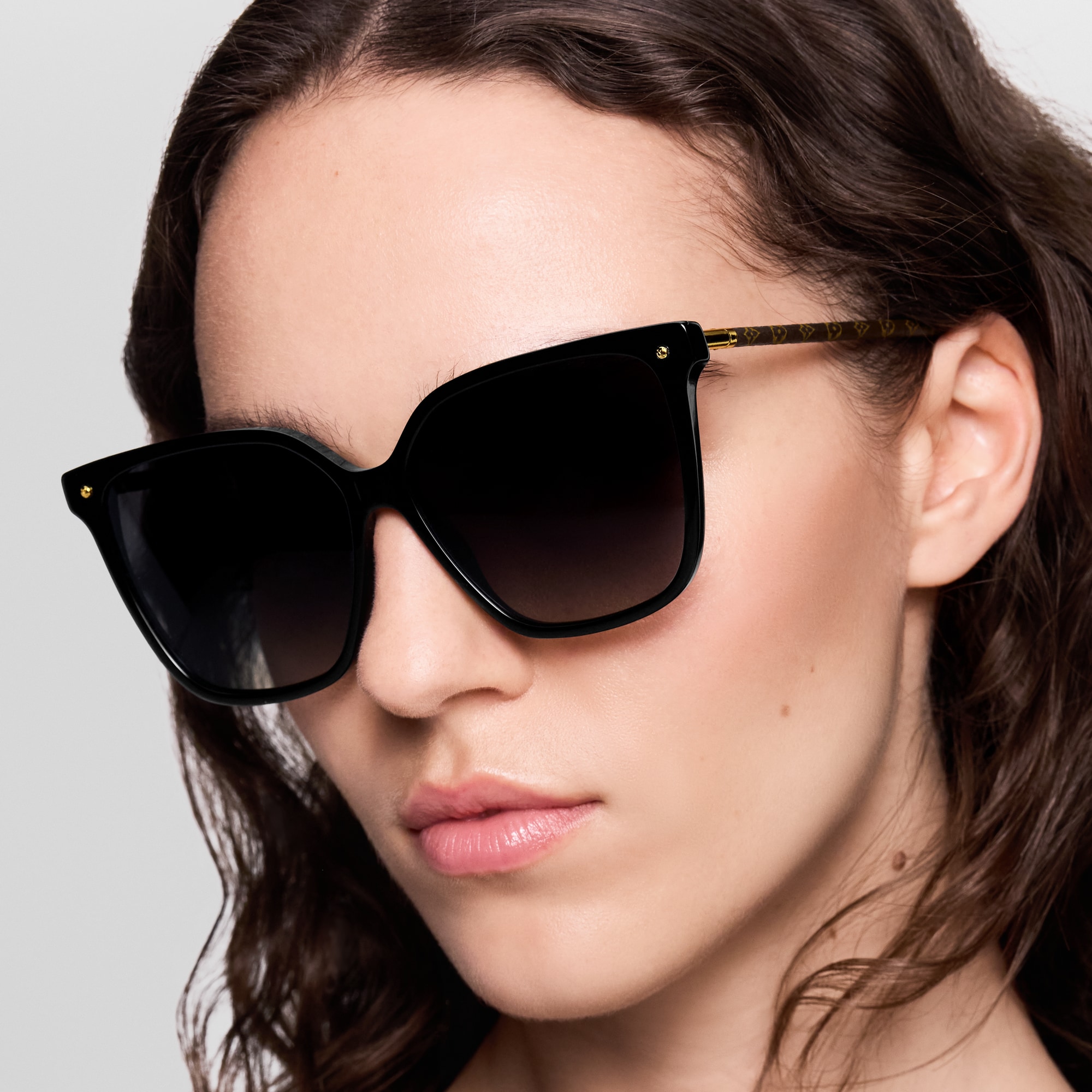 S00 Accessories New This Season LV First Square Sunglasses | Louis Vuitton ® (Product zoom)