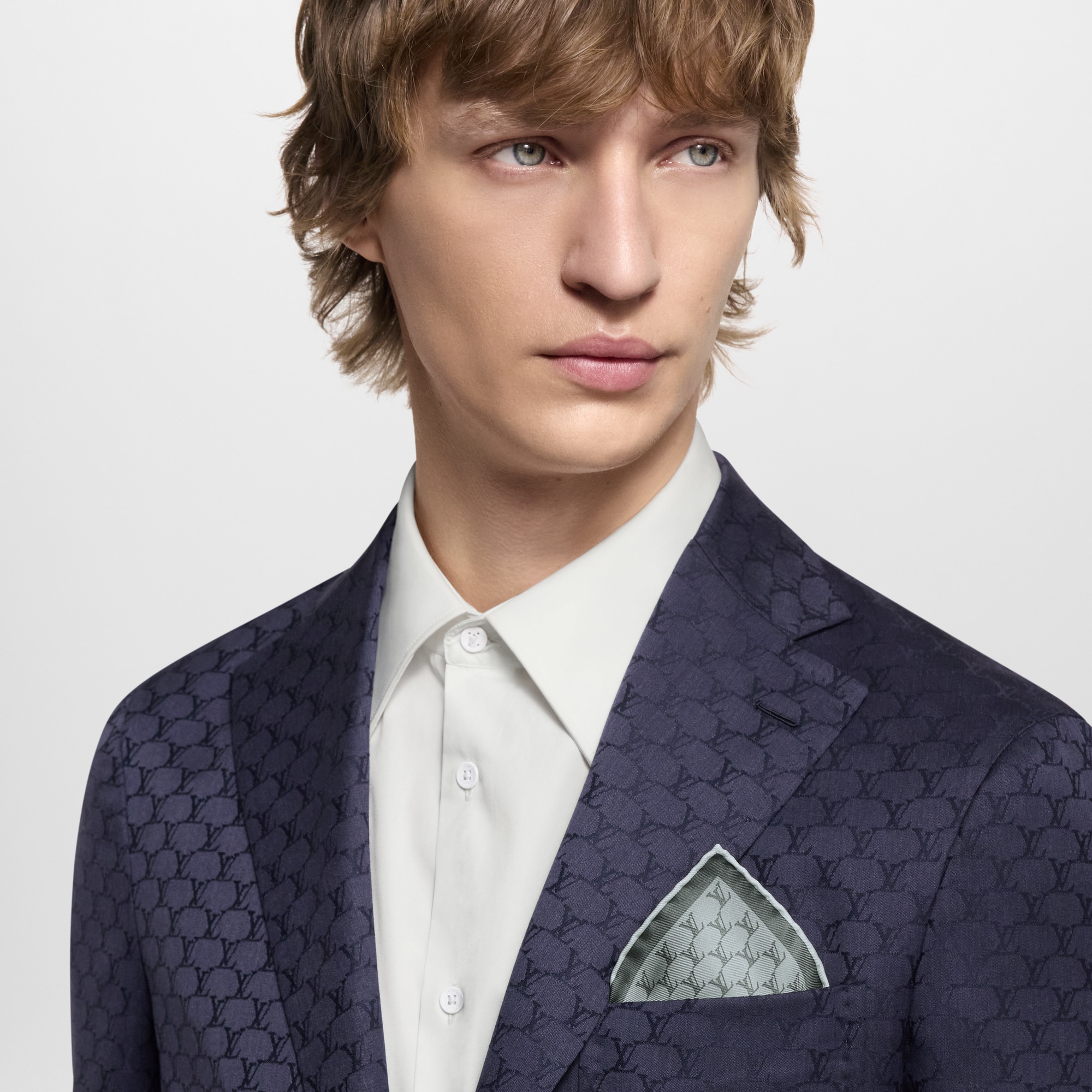 S00 Accessories Ties and Pocket Squares LV Fishnet Pocket Square | Louis Vuitton ® (Product zoom)