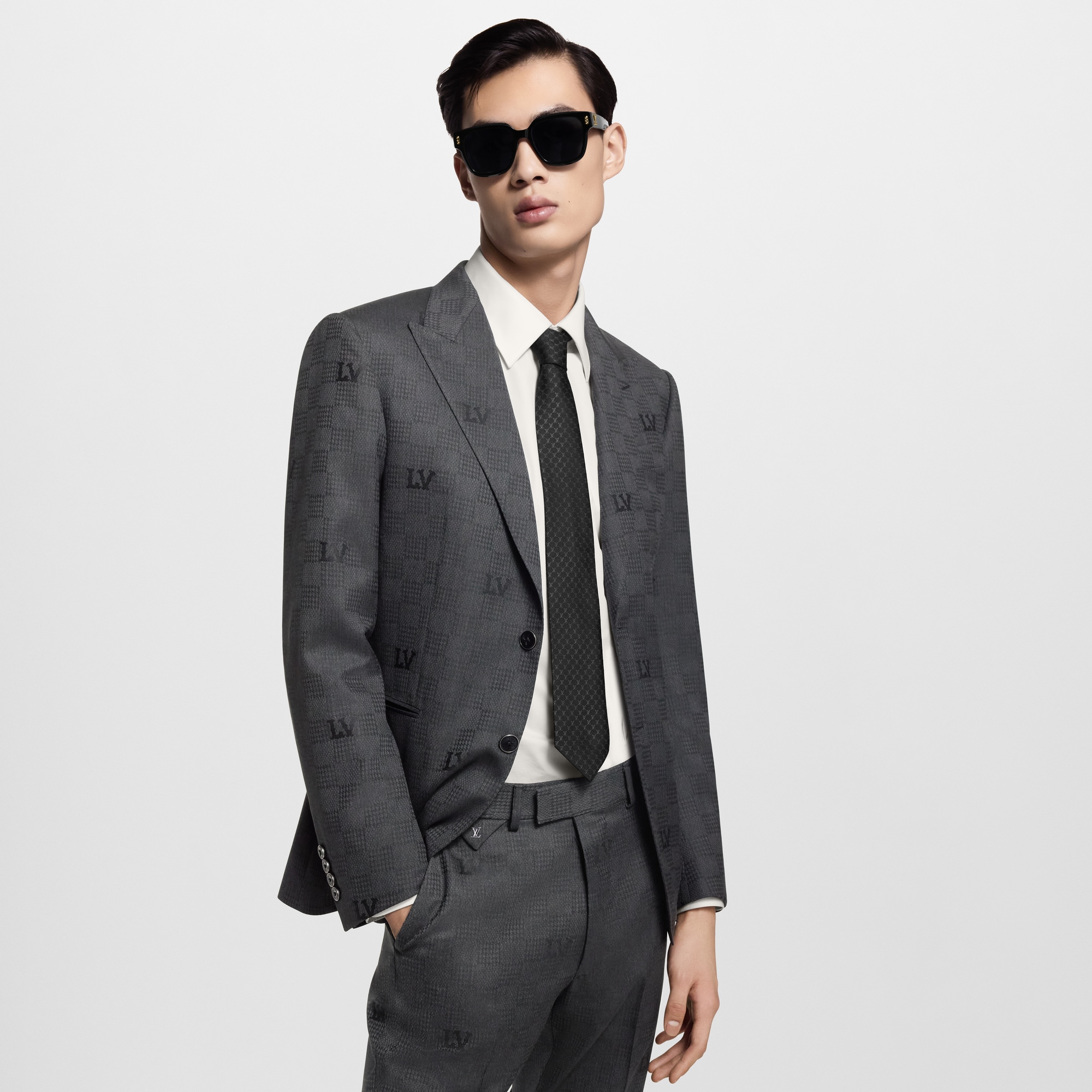 S00 Accessories Ties and Pocket Squares LV Fishnet Tie | Louis Vuitton ® (Product zoom)