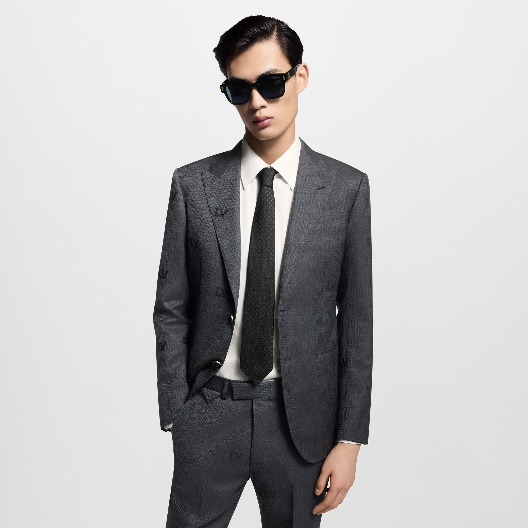 S00 Accessories Ties and Pocket Squares LV Fishnet Tie | Louis Vuitton ® (Product zoom)