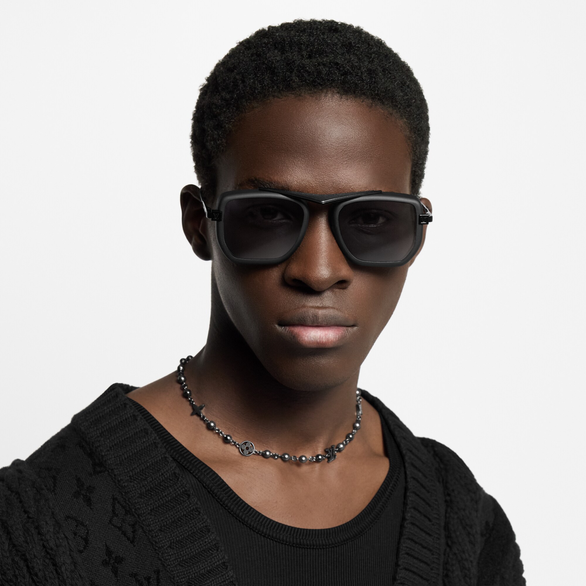 S00 Accessories Sunglasses LV Flight Metal Square Sunglasses | Louis Vuitton ® (Product zoom)
