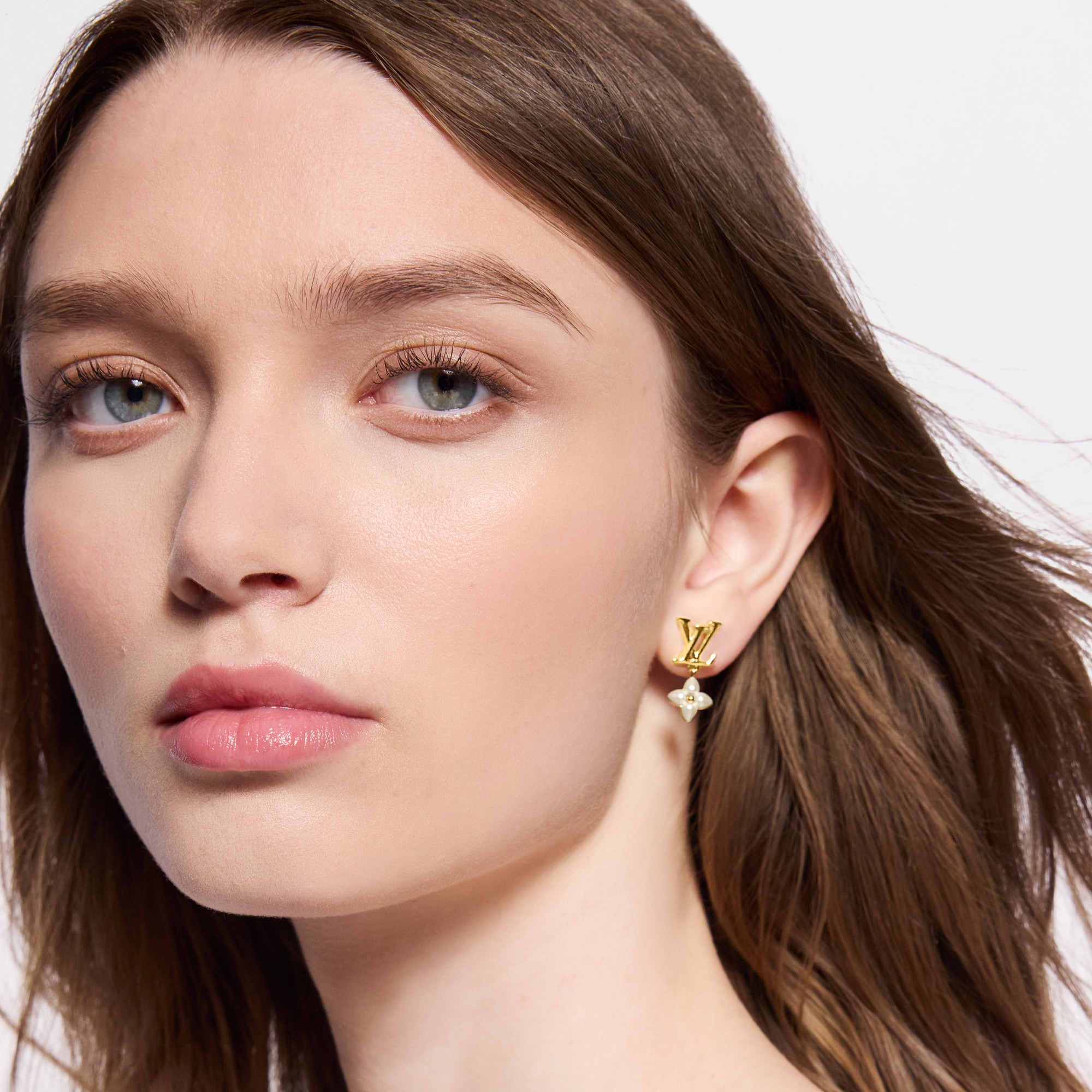 LV Pearly Confetti Earrings S00 - Women - Fashion Jewelry  display picture 3