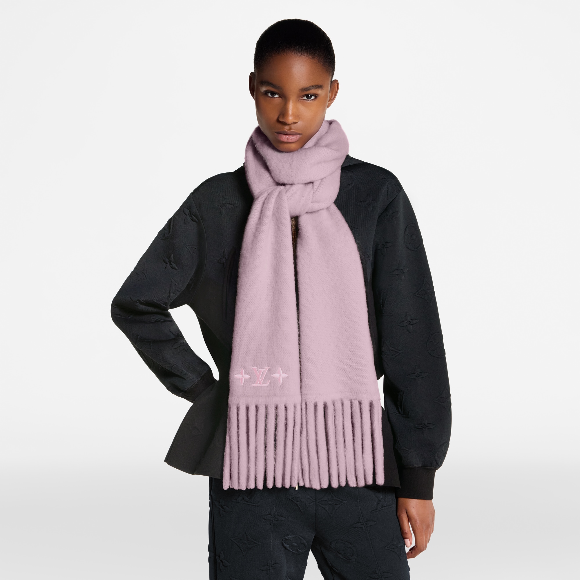 S00 Accessories Scarves LV Fluffy Scarf | Louis Vuitton ® (Product zoom)