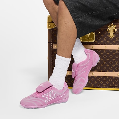 Shoes Sneakers LV Footprint Soccer | Louis Vuitton ® (Product zoom)