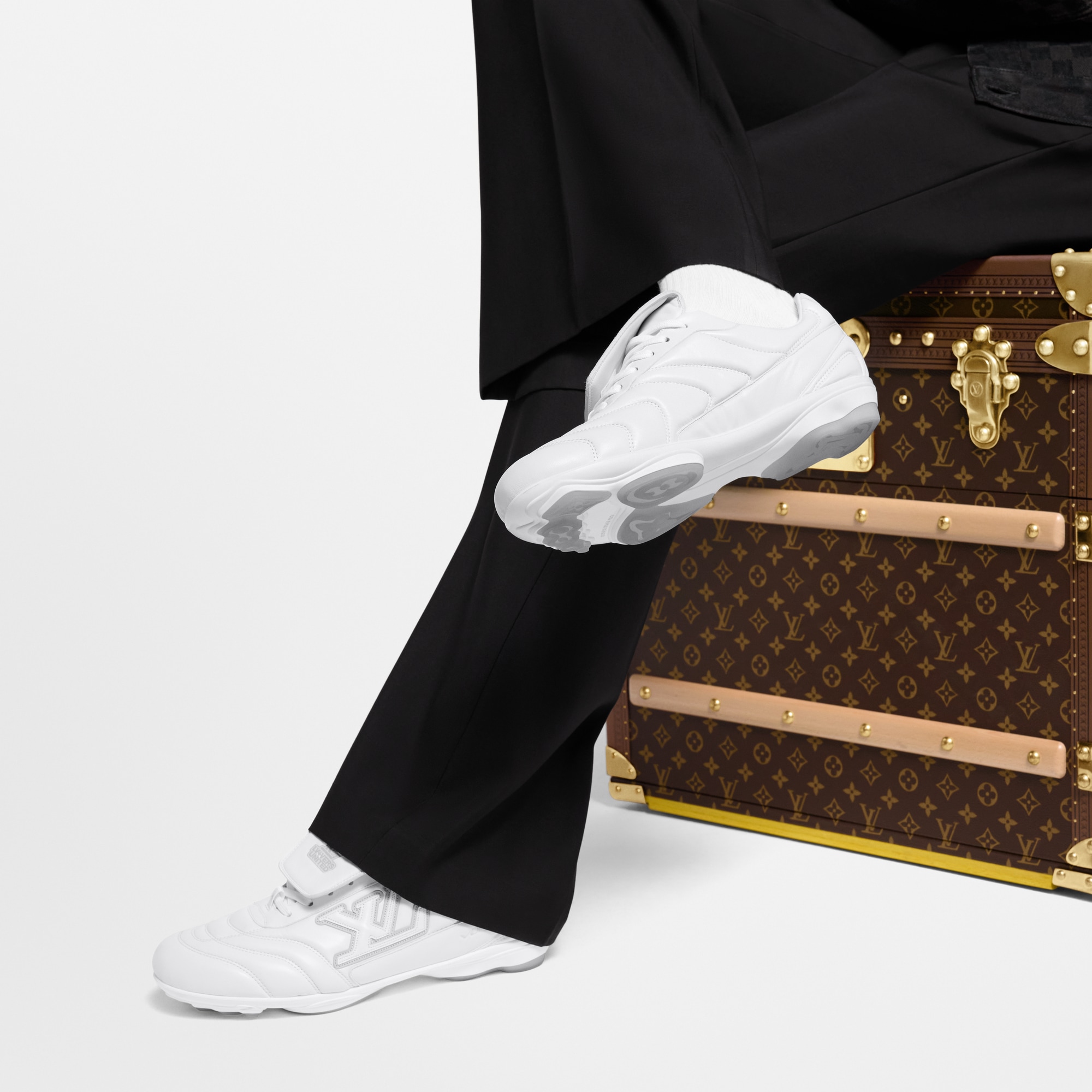  Shoes Sneakers LV Footprint Soccer Sneaker | Louis Vuitton ® (Product zoom)