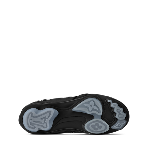 Shoes Sneakers LV Footprint Soccer Sneaker | Louis Vuitton ® (Product zoom)