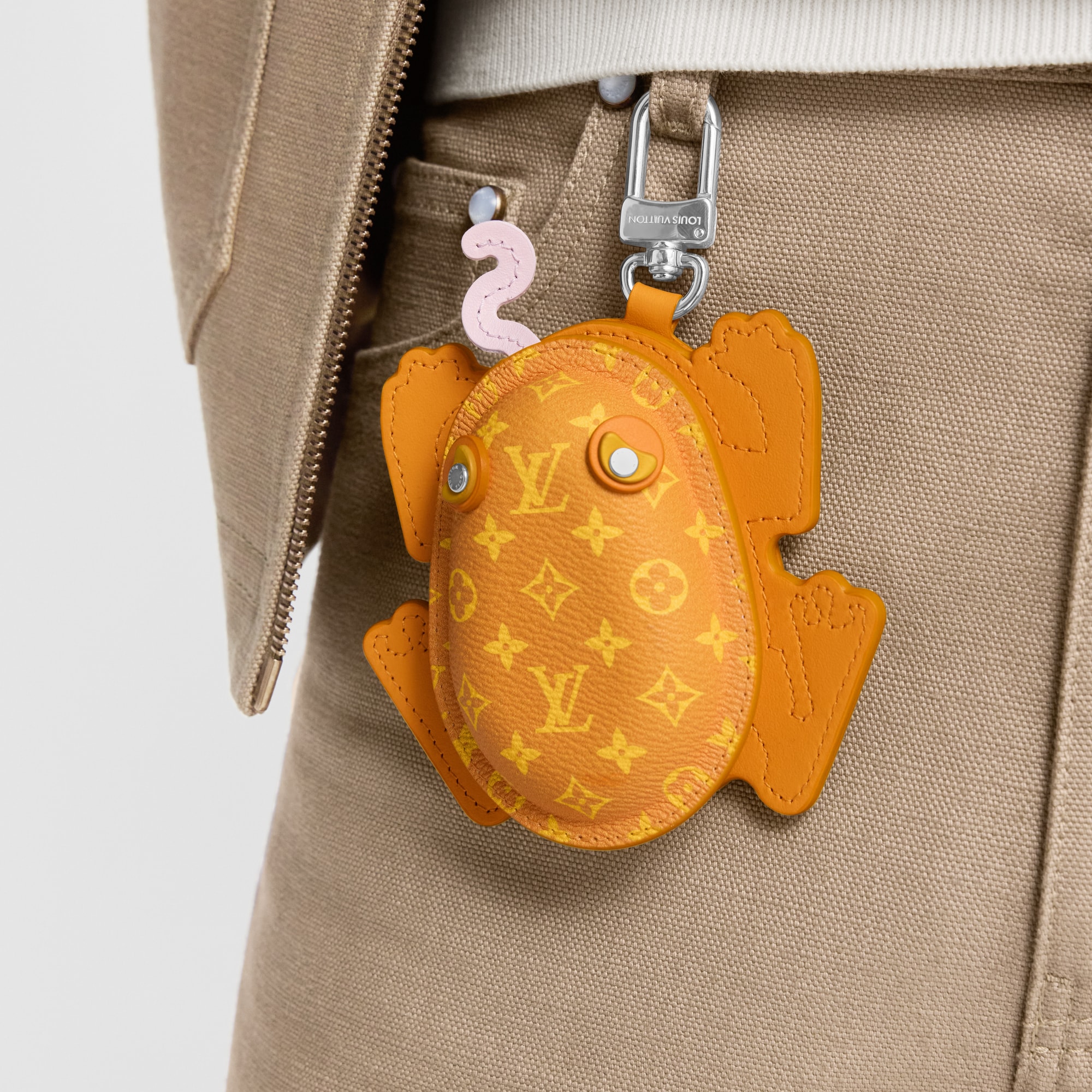 S00 Accessories Key Holders and Bag Charms LV Frog Bag Charm | Louis Vuitton ® (Product zoom)