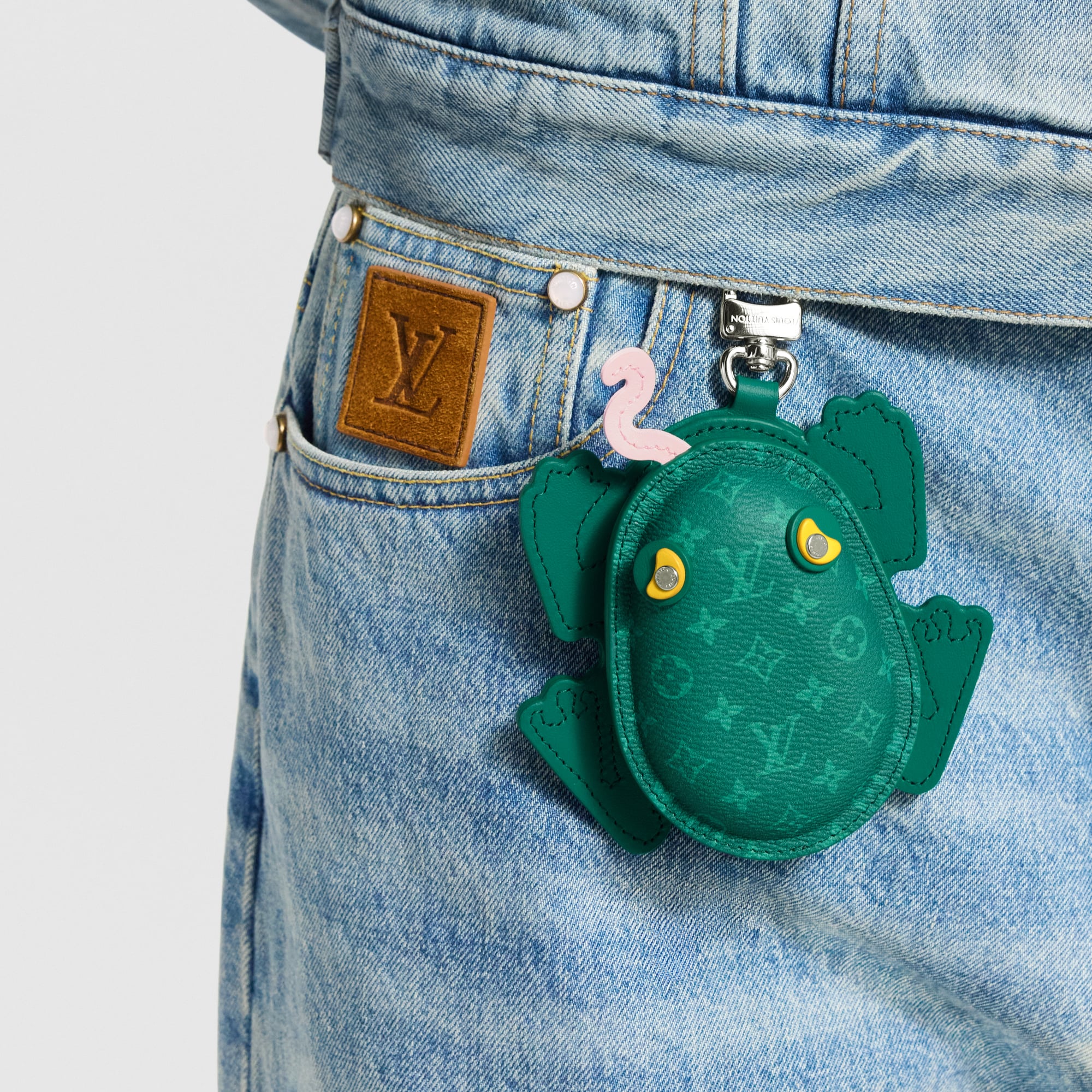 S00 Accessories Key Holders and Bag Charms LV Frog Bag Charm | Louis Vuitton ® (Product zoom)
