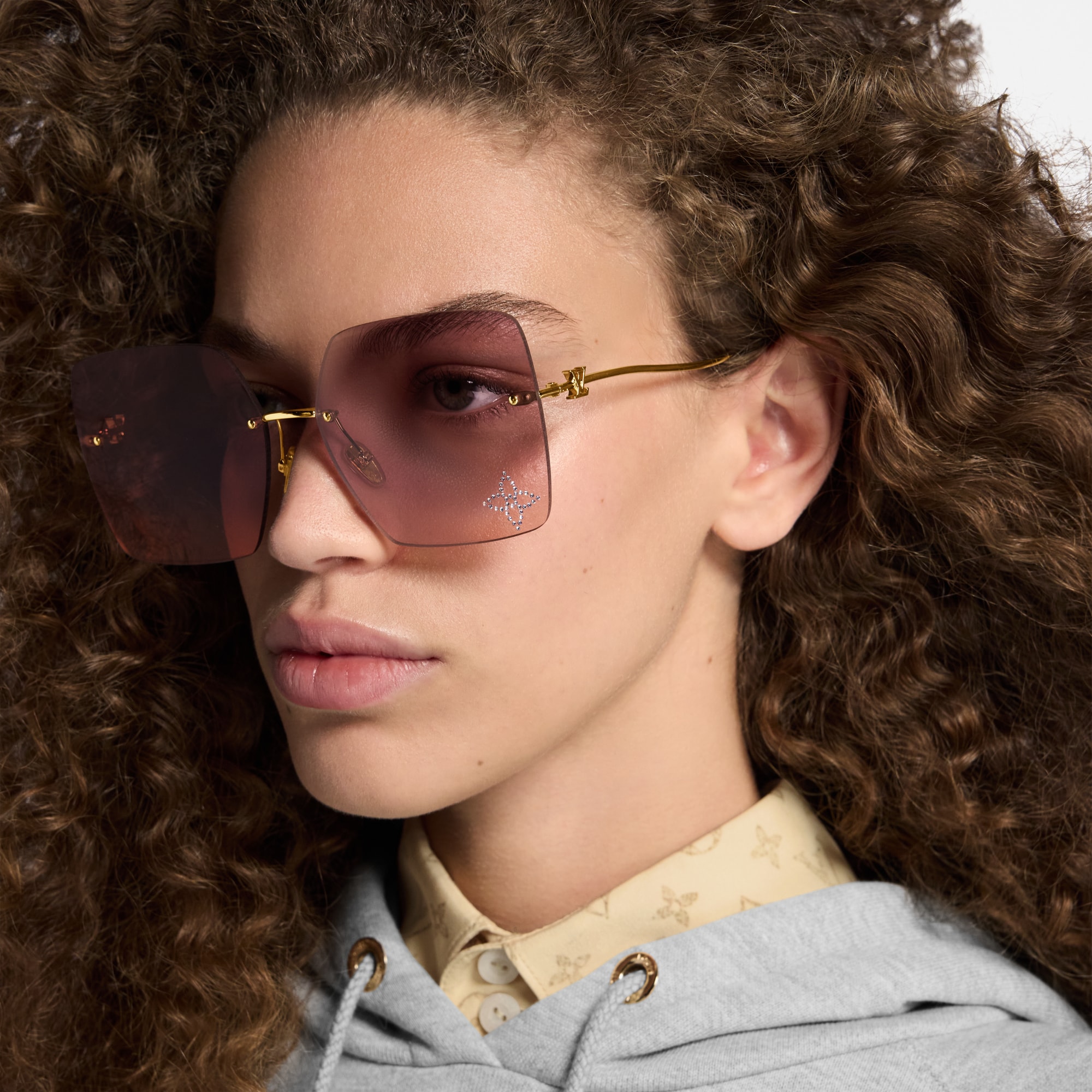 S00 Accessories Eyewear LV Glam 2.0 Square Sunglasses | Louis Vuitton ® (Product zoom)
