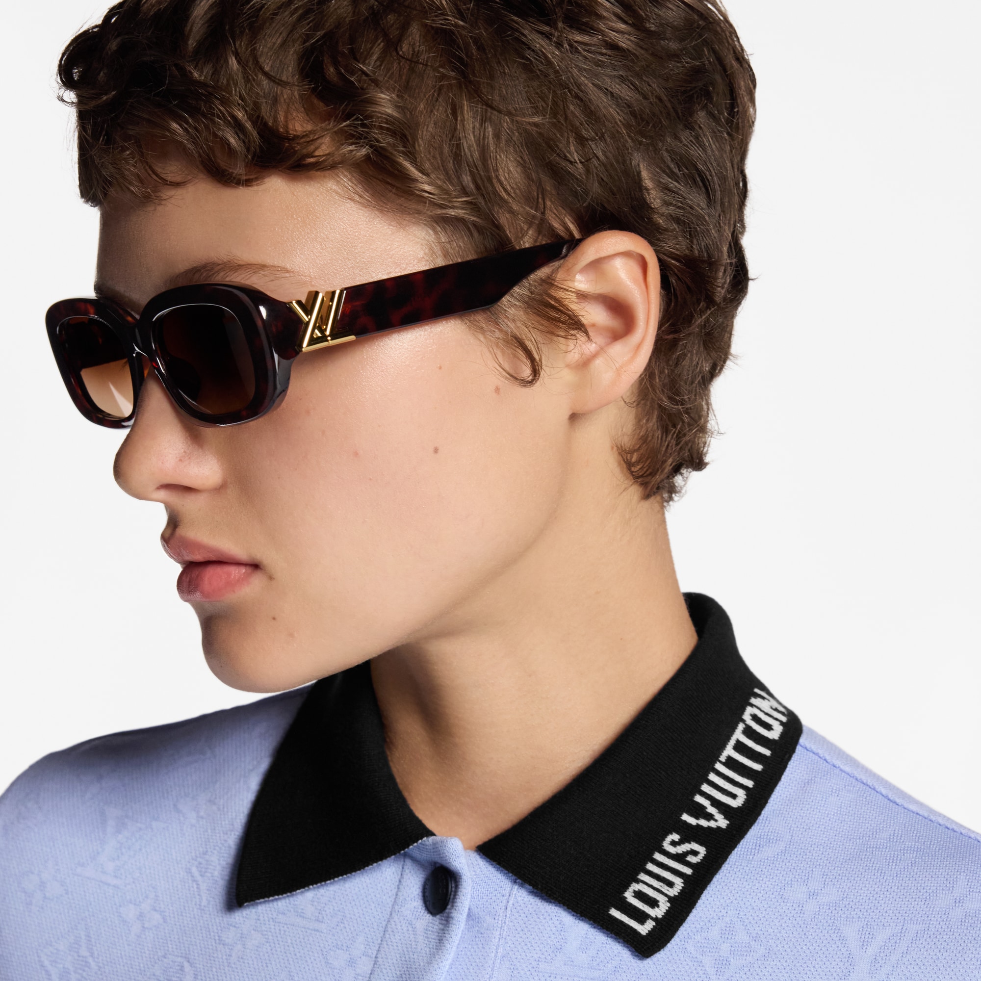 LV Go-14 Oval Sunglasses S00 - Women - Accessories | LOUIS  display picture 3