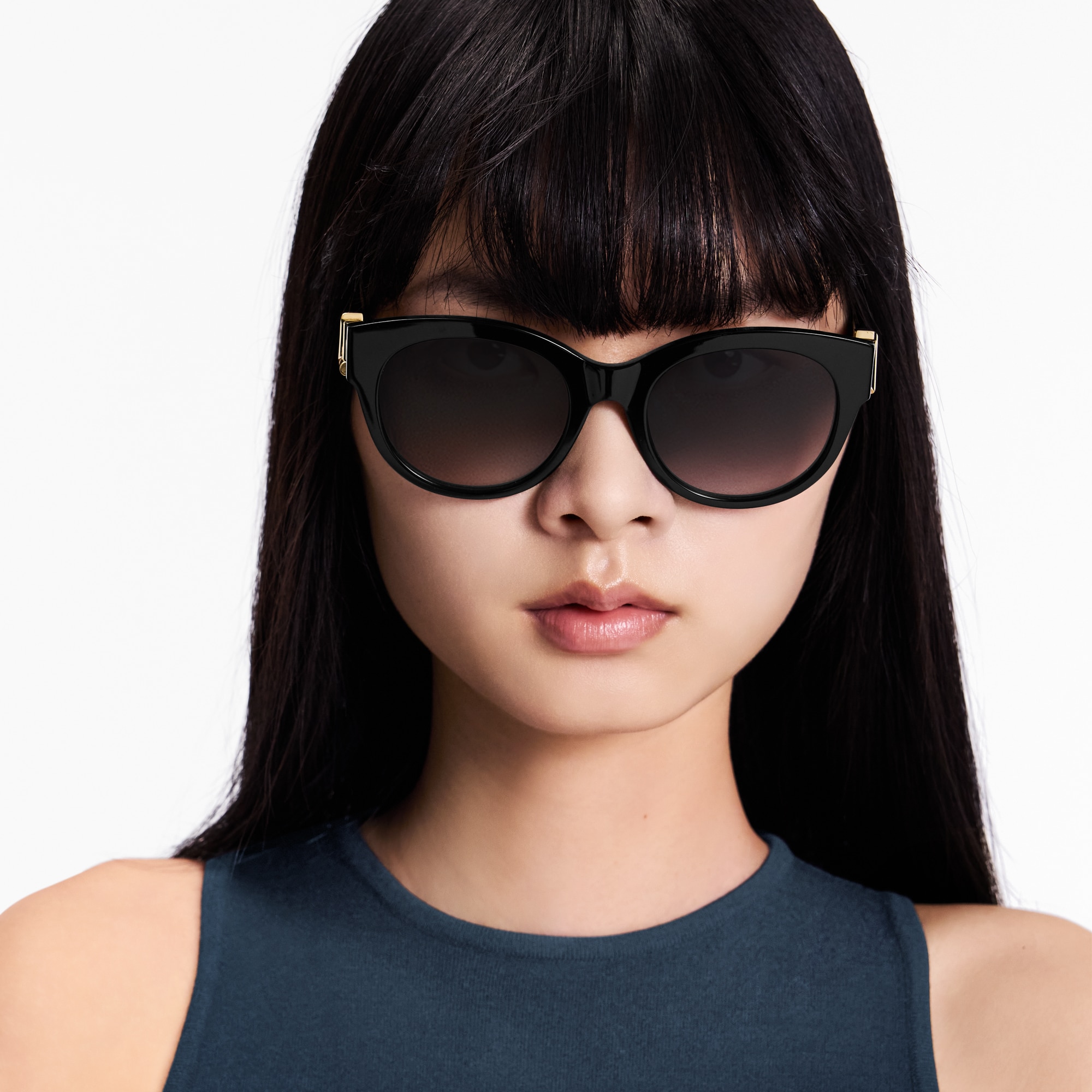 LV GO-14 Round Sunglasses S00 - Women - Accessories | LOUIS  display picture 3