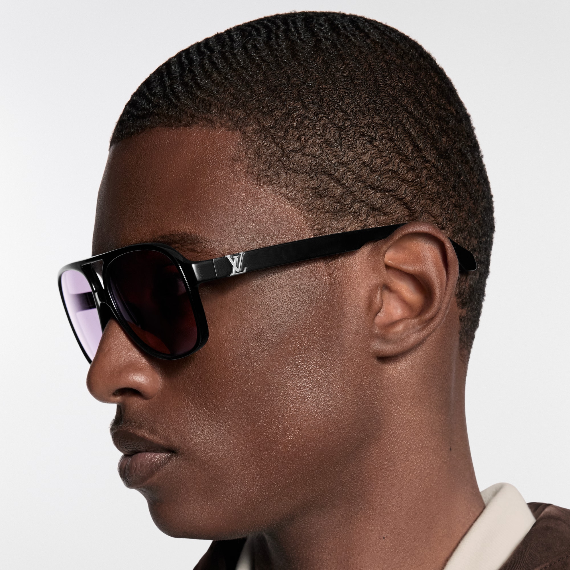 Louis Vuitton Sunglasses LV Hit Pilot Black Eyewear LV Hit Pilot Sunglasses S00 - Holiday Gifts for Him | LOUIS  main image 2