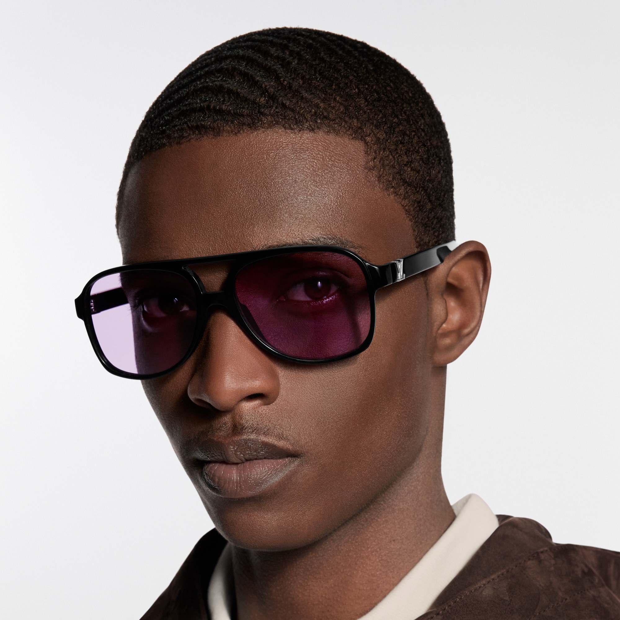 LV Hit Pilot Sunglasses S00 - Men - Accessories | LOUIS  display picture 2