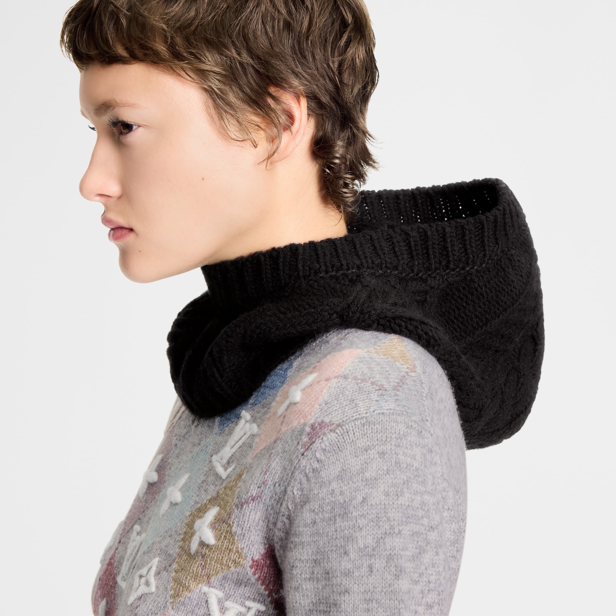 S00 Accessories Hats and Gloves LV Holiday Cagoule | Louis Vuitton ® (Product zoom)