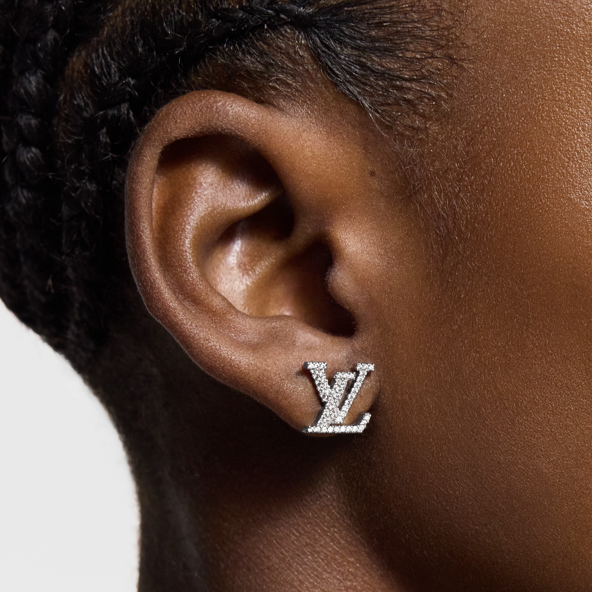 S00 Fashion Jewelry All Fashion Jewelry LV Iconic Earrings | Louis Vuitton ® (Product zoom)