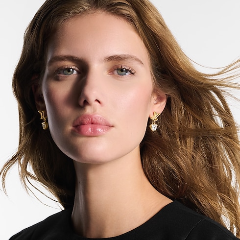 S00 Fashion Jewelry All Fashion Jewelry LV Iconic Heart Earrings | Louis Vuitton ® (Product zoom)