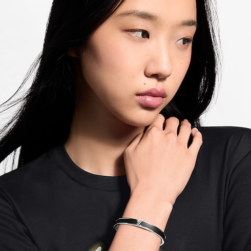 S00 Fashion Jewelry Bracelets LV Initiales Bracelet | Louis Vuitton ® (Product zoom)
