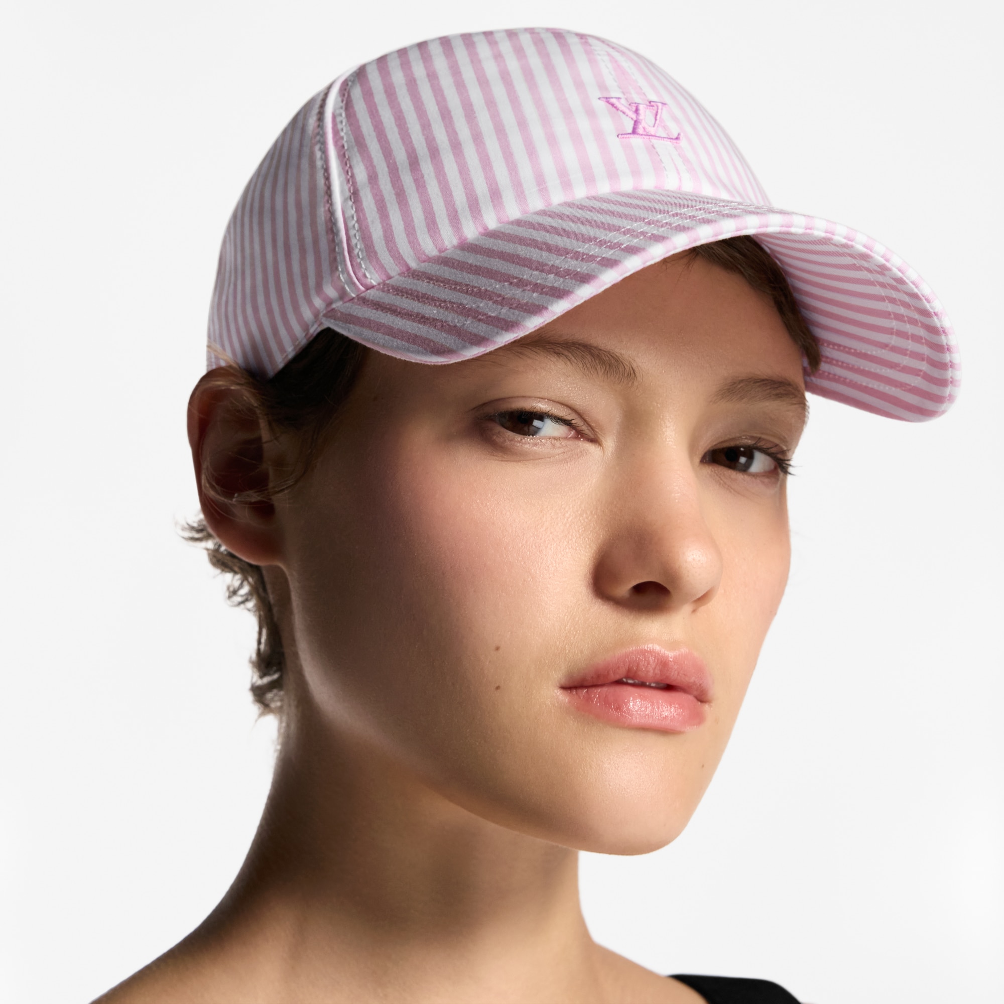 S00 Accessories Hats and Gloves LV League Cap | Louis Vuitton ® (Product zoom)