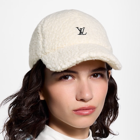 S00 Accessories Hats and Gloves LV League Wool Bouclette Cap | Louis Vuitton ® (Product zoom)