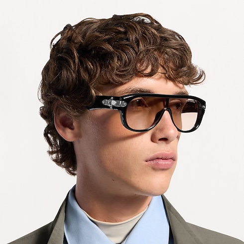 S00 Accessories Eyewear LV Lock Mask Sunglasses | Louis Vuitton ® (Product zoom)