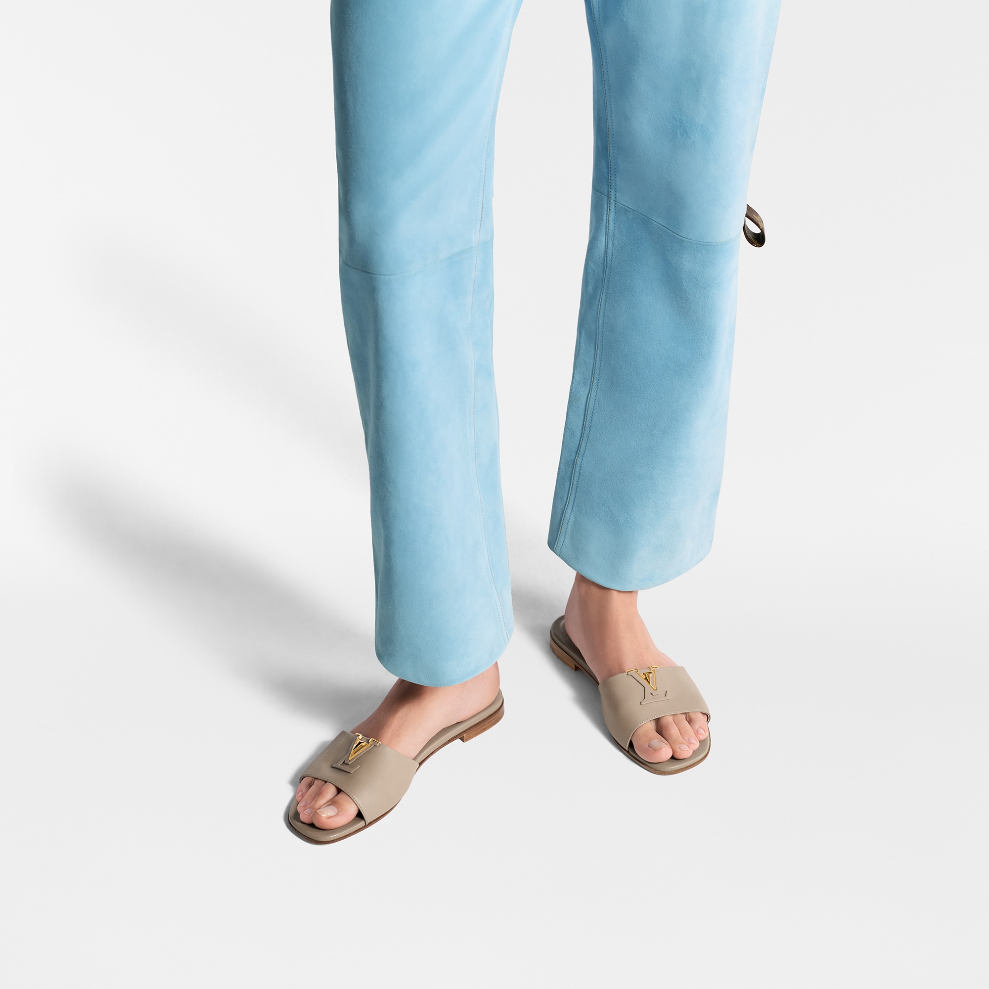  Shoes Mules and Slides LV Mare Flat Mule | Louis Vuitton ® (Product zoom)