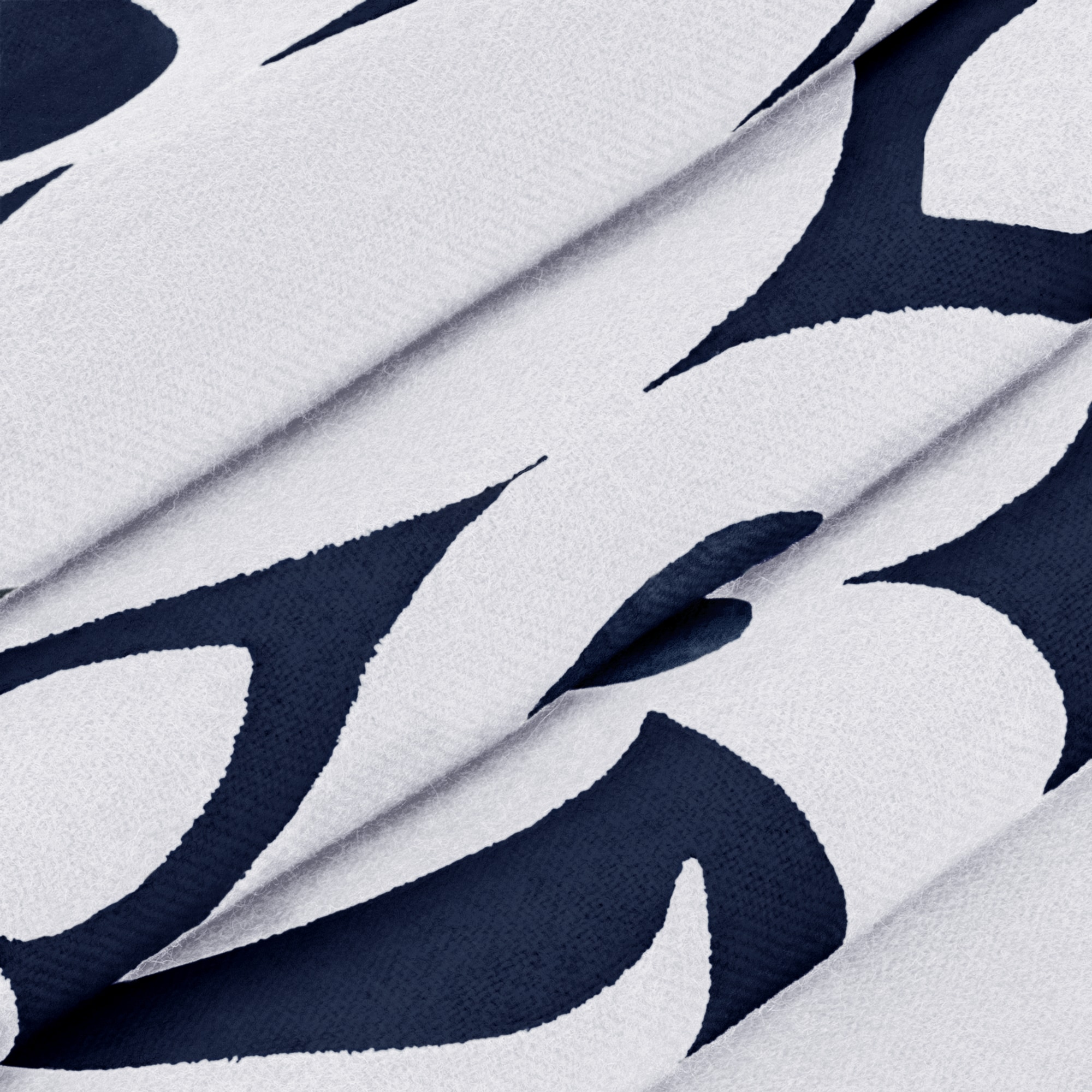 S00 Accessories Scarves LV Medallion Scarf | Louis Vuitton ® (Product zoom)