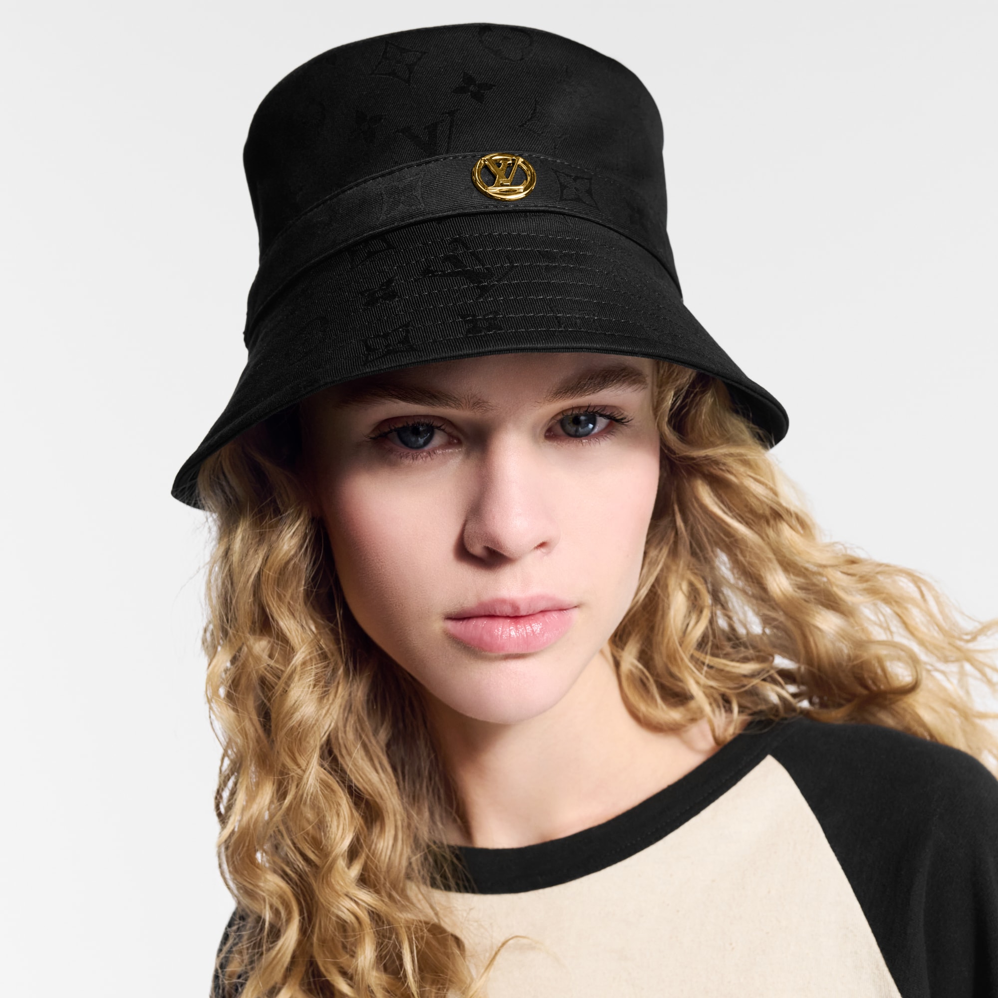 S00 Accessories Hats and Gloves LV Mine Bucket Hat | Louis Vuitton ® (Product zoom)